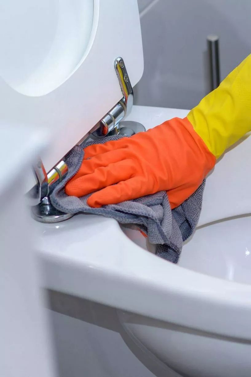 Deep Bathroom Cleaning (Ideal after Renovation)